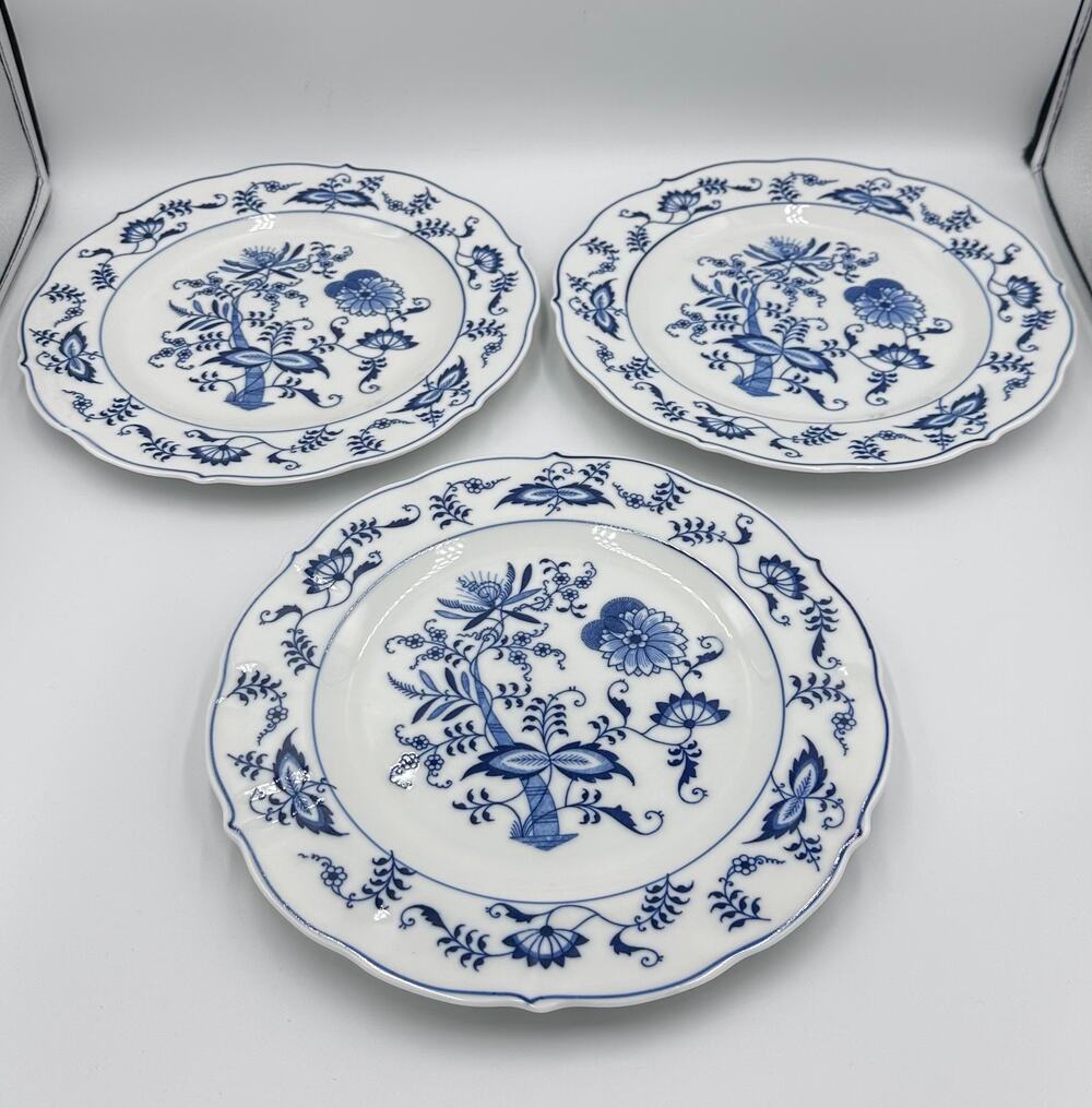 Danube 1950's Blue Onion Blue & White 3pc Dinner Plate Set Ribbon Hallmark Logo